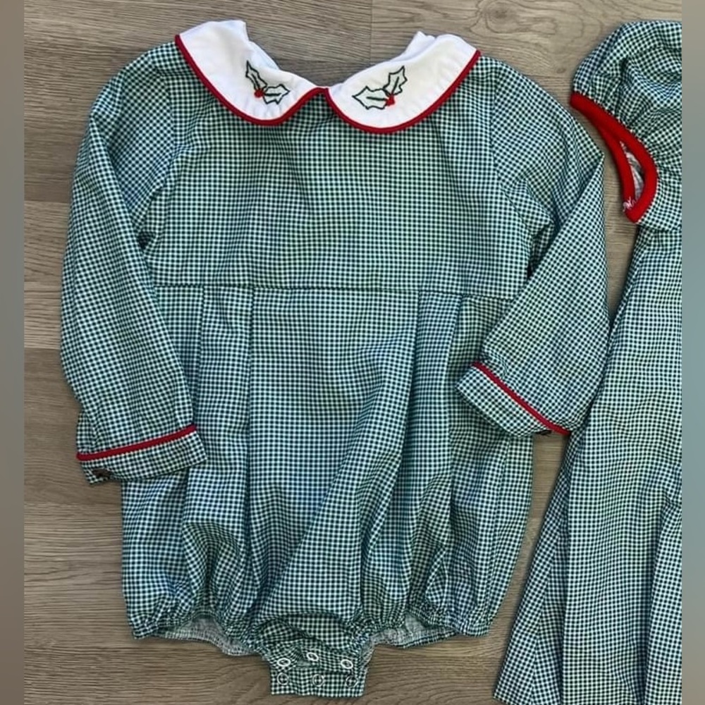 Southern Taters Christmas Bubble 24M like new